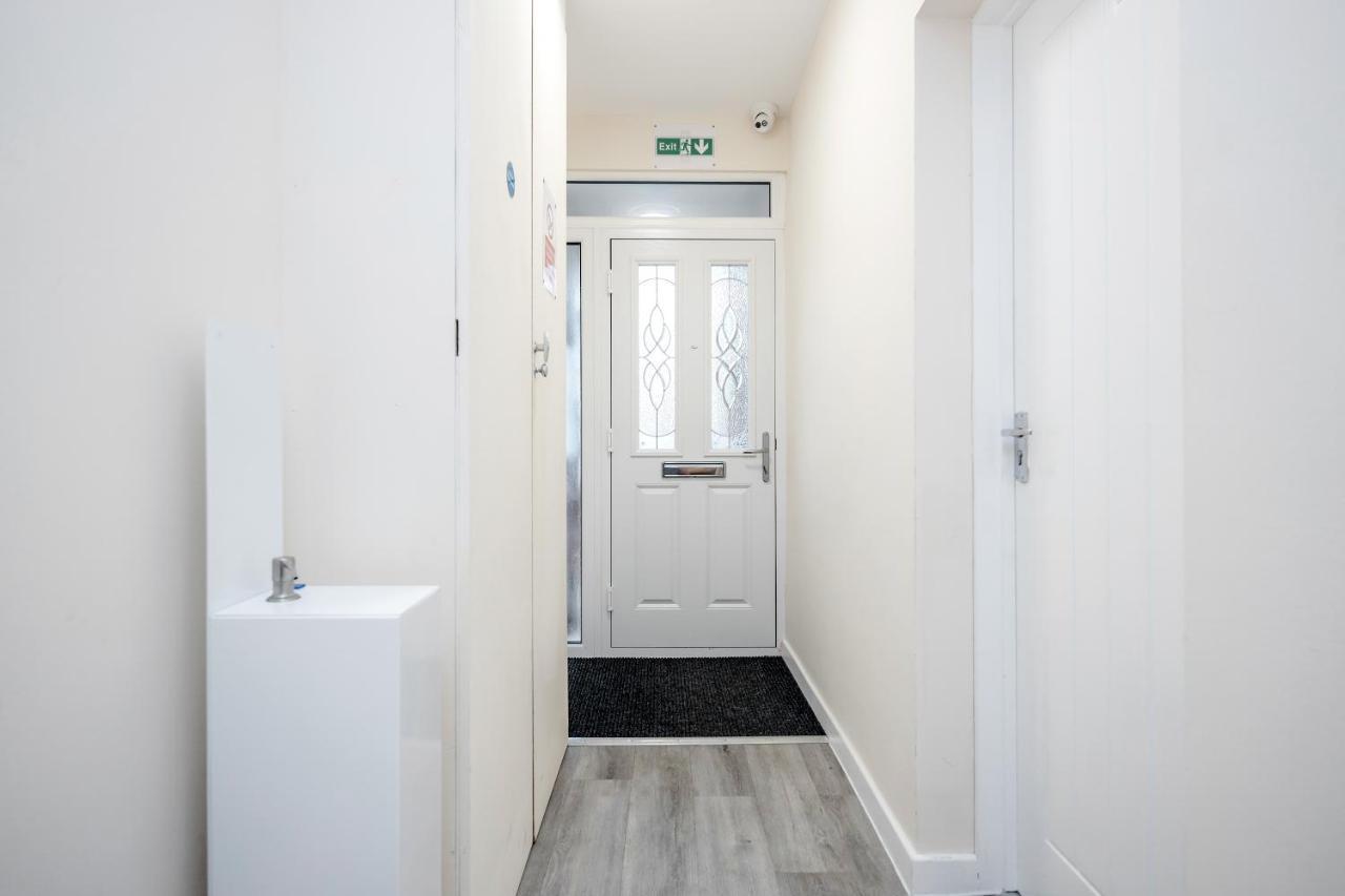 Bedford Hospital Victoria Apartments A And B By Homely Spaces Short Lets & Serviced Accommodation Zewnętrze zdjęcie