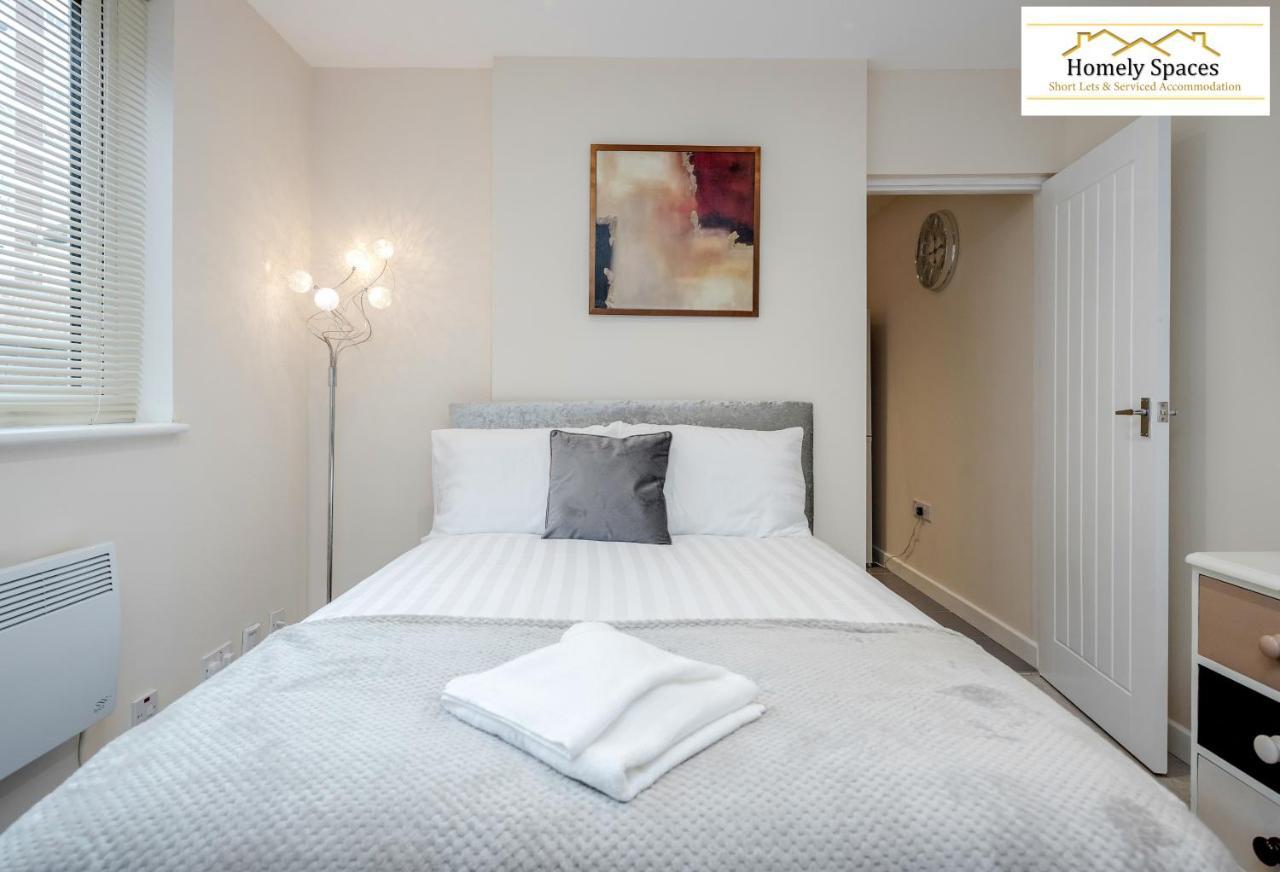 Bedford Hospital Victoria Apartments A And B By Homely Spaces Short Lets & Serviced Accommodation Zewnętrze zdjęcie