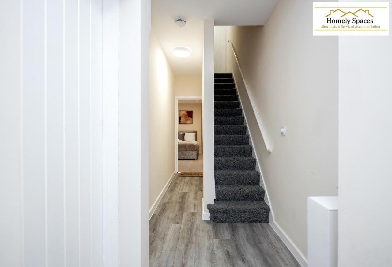Bedford Hospital Victoria Apartments A And B By Homely Spaces Short Lets & Serviced Accommodation Zewnętrze zdjęcie