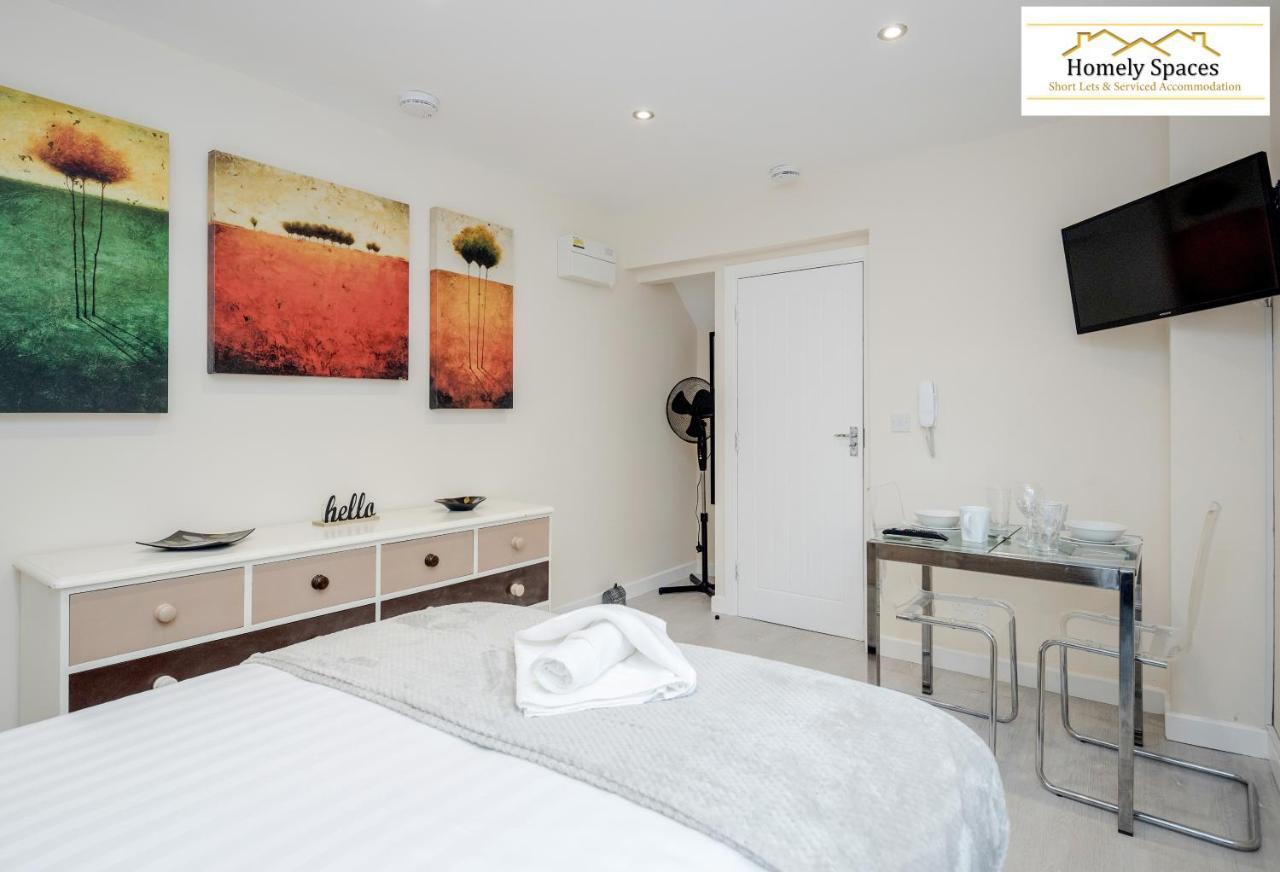 Bedford Hospital Victoria Apartments A And B By Homely Spaces Short Lets & Serviced Accommodation Zewnętrze zdjęcie