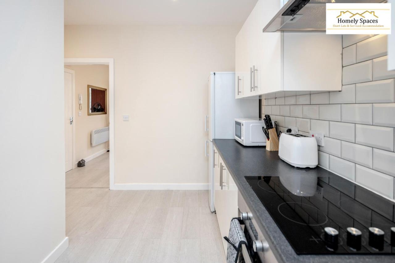 Bedford Hospital Victoria Apartments A And B By Homely Spaces Short Lets & Serviced Accommodation Zewnętrze zdjęcie