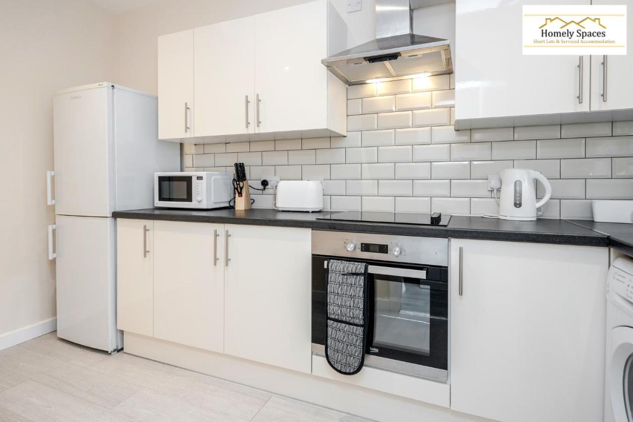 Bedford Hospital Victoria Apartments A And B By Homely Spaces Short Lets & Serviced Accommodation Zewnętrze zdjęcie
