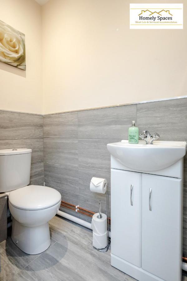 Bedford Hospital Victoria Apartments A And B By Homely Spaces Short Lets & Serviced Accommodation Zewnętrze zdjęcie